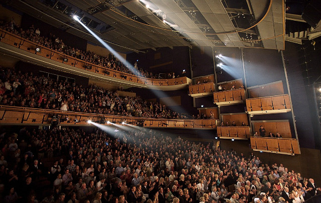 Ahmanson Theatre.jpg