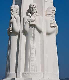 astronomers_monument_figures.jpg